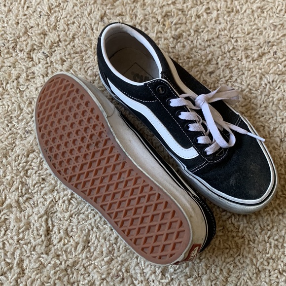 Black vans, women’s 7.5 - Picture 2 of 3